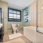 Апартаменти Chic Garden Escape In Clifton Бристоль