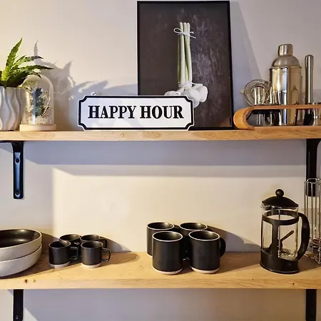 Chic Garden Escape In Clifton * Бристоль