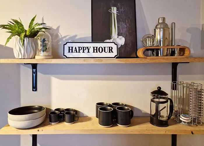 Chic Garden Escape In Clifton * Бристоль